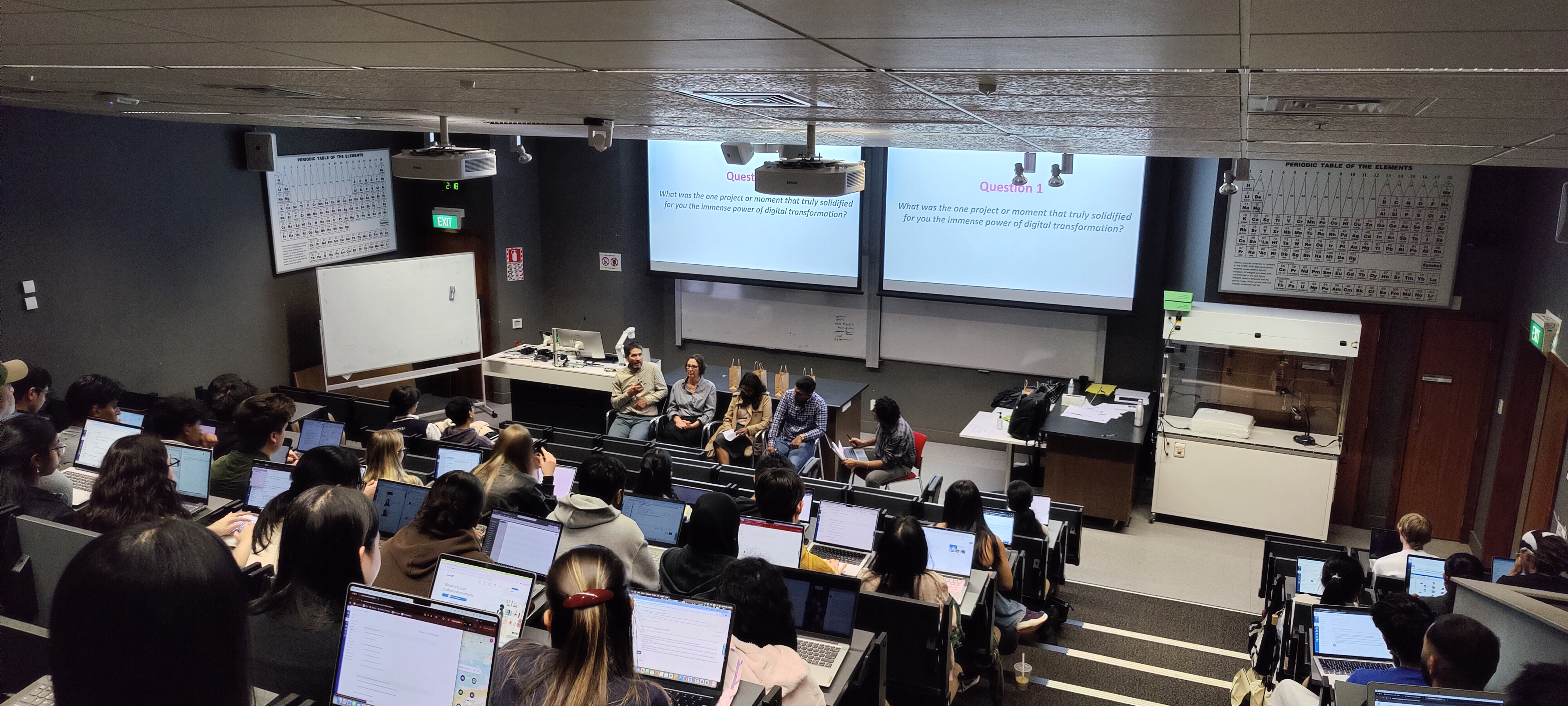 Panel discussion at the INFOSYS 305 Expert Panel